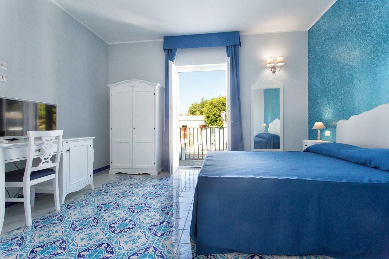 Odysseus Hotel Lipari  Zewnętrze zdjęcie