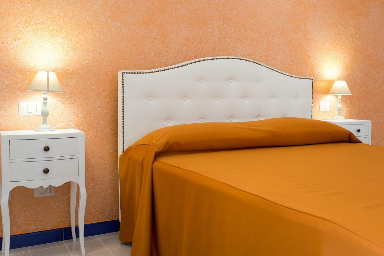 Odysseus Hotel Lipari  Zewnętrze zdjęcie
