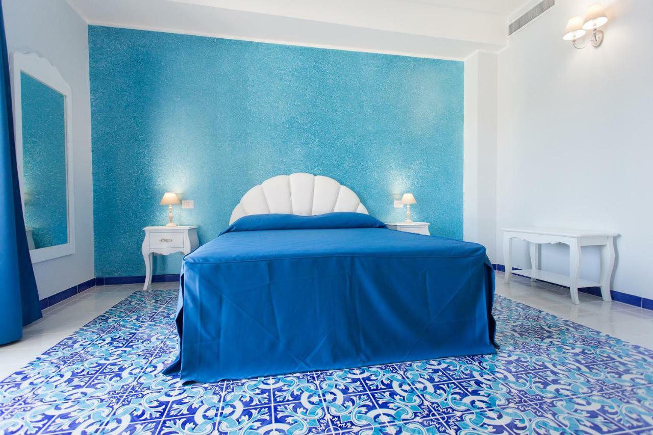 Odysseus Hotel Lipari  Zewnętrze zdjęcie
