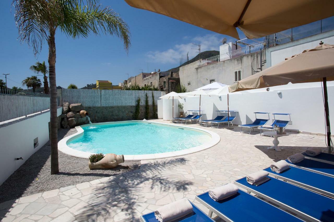 Odysseus Hotel Lipari  Zewnętrze zdjęcie
