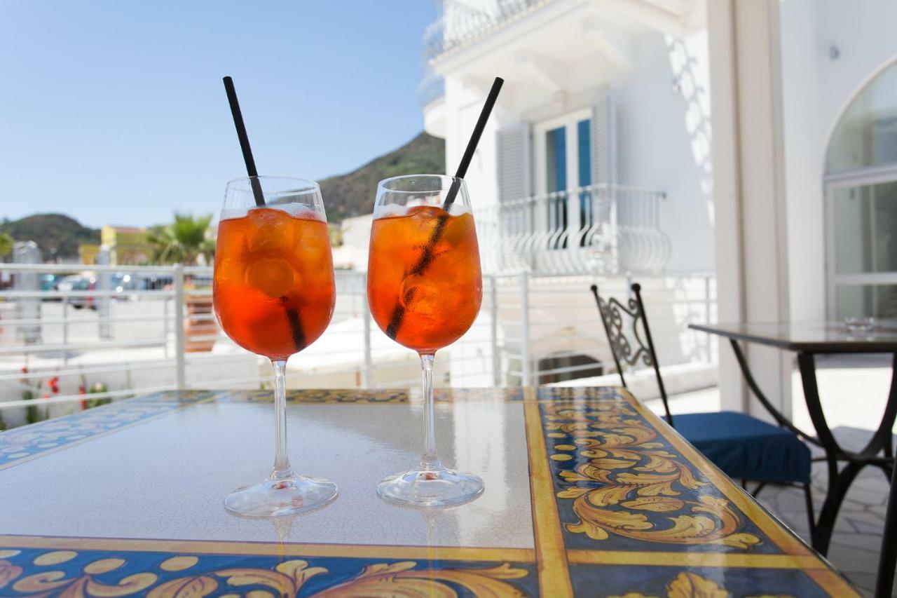 Odysseus Hotel Lipari  Zewnętrze zdjęcie