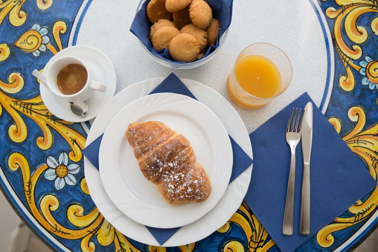 Odysseus Hotel Lipari  Zewnętrze zdjęcie