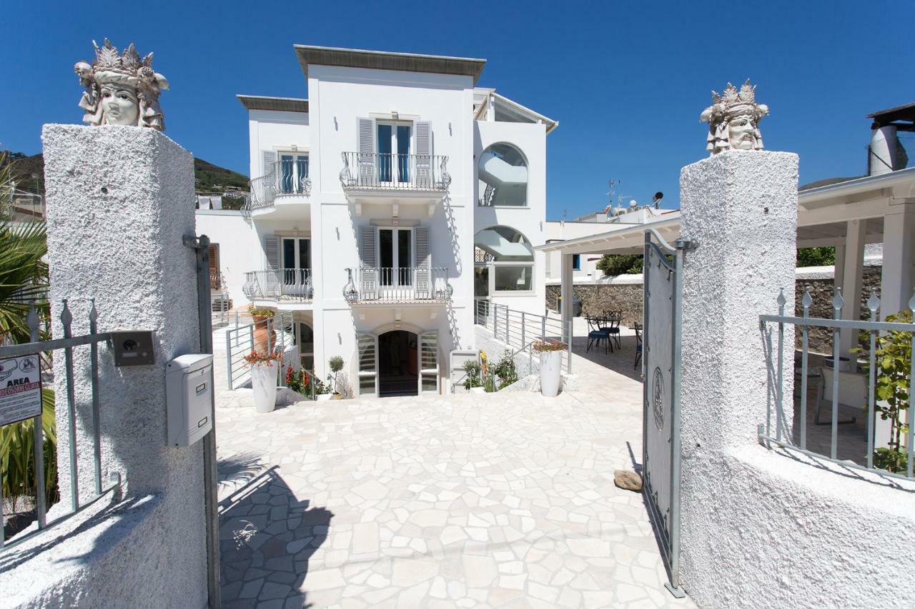 Odysseus Hotel Lipari  Zewnętrze zdjęcie