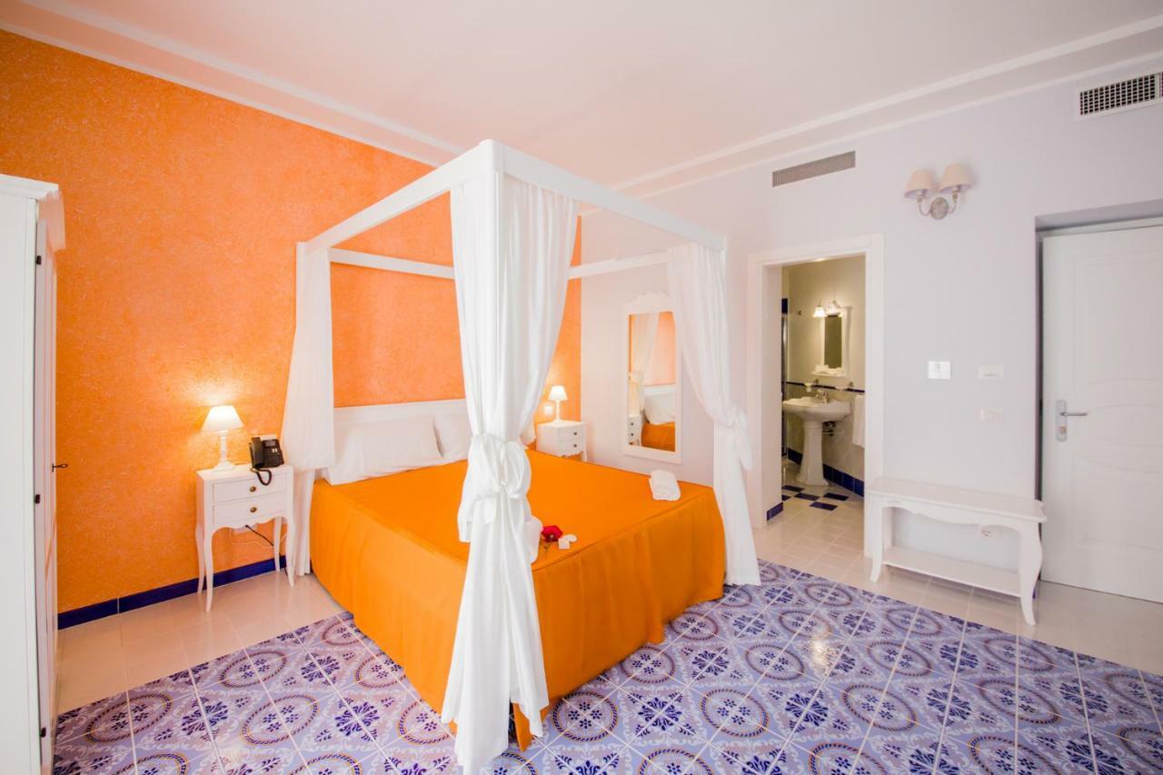 Odysseus Hotel Lipari  Zewnętrze zdjęcie