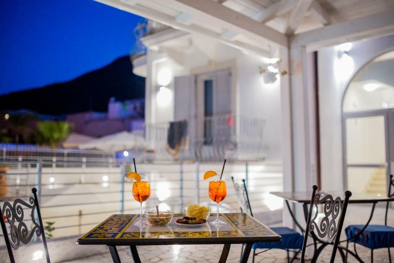 Odysseus Hotel Lipari  Zewnętrze zdjęcie
